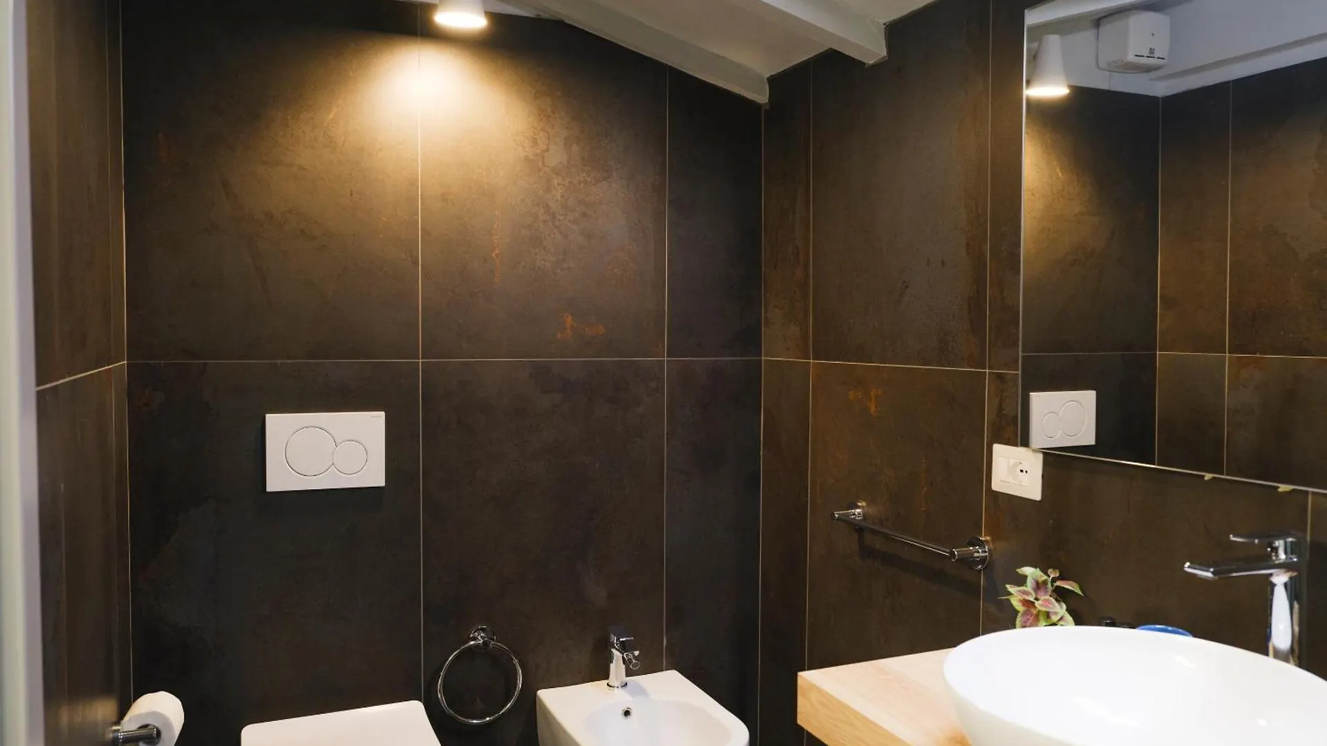 Residenza Carlotta - Luxury And Design Beside Arno Villa Florence